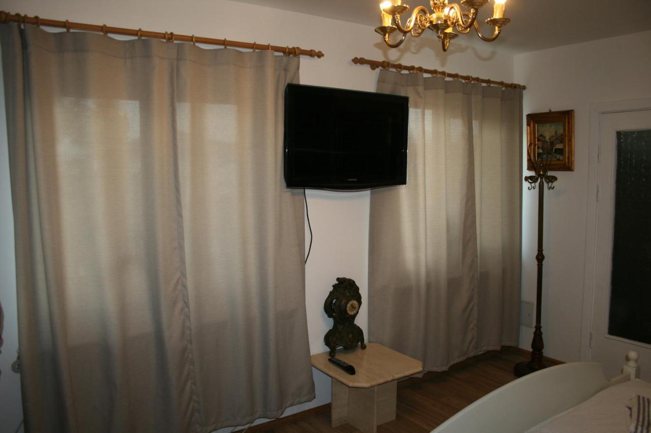 Colev Rooms Focșani Bagian luar foto