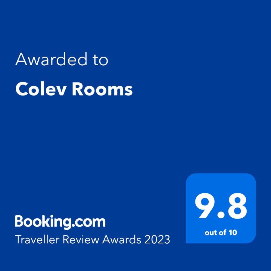 Colev Rooms Focșani Bagian luar foto